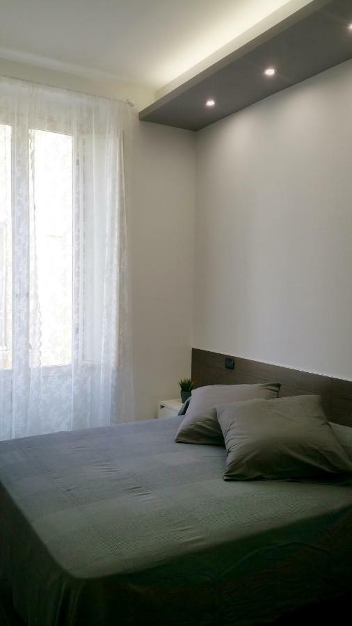 Centro Storico - Fermata Montesanto Hotel Nápoly Kültér fotó